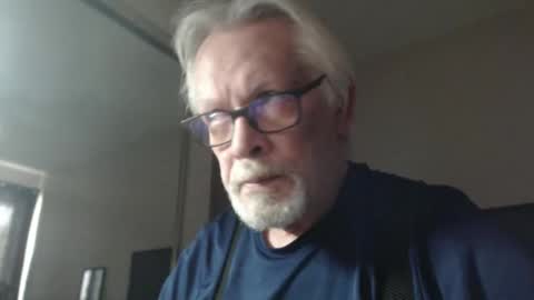 Snapshot of marky1954 chatting on May 18, 2026, 8:03 pm markedman online show from May 18, 2026, 8:03 pm