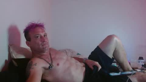 markymark101825061 online show from December 4, 2024, 11:24 pm