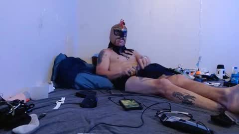 Snapshot of markymark101825061 chatting on December 15, 2024, 1:46 am markymark101825061 online show from December 15, 2024, 1:46 am