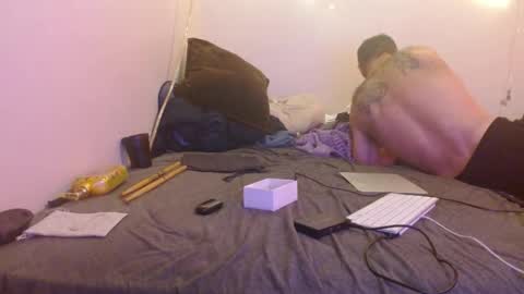 markymark101825061 online show from January 2, 2025, 10:48 am