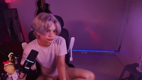 Snapshot of marlena3312 chatting on November 4, 2025, 1:43 pm Marlena online show from November 4, 2025, 1:43 pm