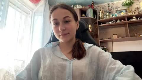 Lena online show from June 5, 2026, 6:42 am