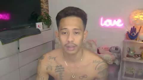 marlmoreno10 online show from March 21, 2026, 3:00 am