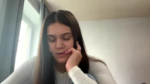 Snapshot of marlysronk chatting on May 15, 2026, 10:55 am Mary online show from May 15, 2026, 10:55 am