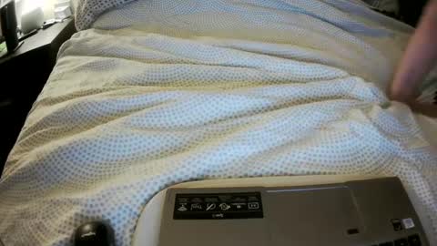 Jess and Nick online show from October 8, 2025, 2:42 am