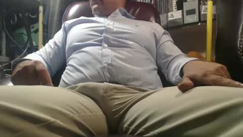 only fans marrieddad19751975 online show from April 12, 2026, 2:16 am