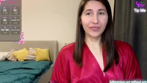 marrycolins online show from November 29, 2025, 9:45 am