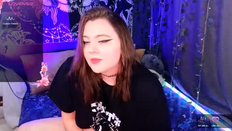 Snapshot of marshmallowbeauty_ chatting on November 5, 2025, 10:32 pm marshmallowbeauty_ online show from November 5, 2025, 10:32 pm