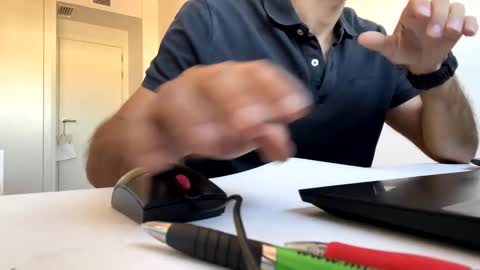 Snapshot of marsupilami_82_ chatting on October 1, 2025, 11:27 am marsupilami_82_ online show from October 1, 2025, 11:27 am