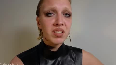 Ultimate Goddess online show from November 16, 2025, 7:36 am