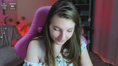 Snapshot of marthalune chatting on October 27, 2025, 10:19 am Martha online show from October 27, 2025, 10:19 am