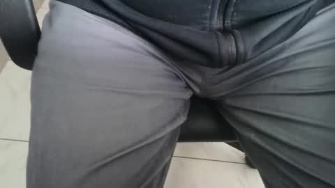 Snapshot of martial04 chatting on November 6, 2025, 9:10 am martial04 online show from November 6, 2025, 9:10 am