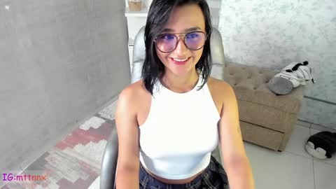 Snapshot of martiiinaa_ chatting on February 2, 2025, 6:42 pm Martina online show from February 2, 2025, 6:42 pm
