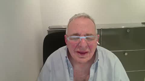 martin_1947 online show from March 29, 2026, 9:59 pm