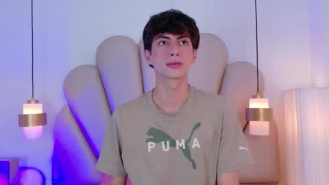 Snapshot of martin_williams_ chatting on February 3, 2026, 12:54 pm martin_williams_ online show from February 3, 2026, 12:54 pm