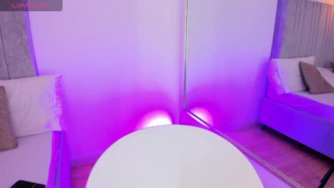 Snapshot of martina_adams chatting on June 6, 2026, 10:47 pm mari online show from June 6, 2026, 10:47 pm