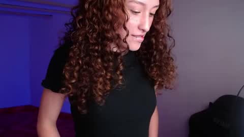 Snapshot of martina_adams chatting on June 10, 2026, 2:56 am mari online show from June 10, 2026, 2:56 am