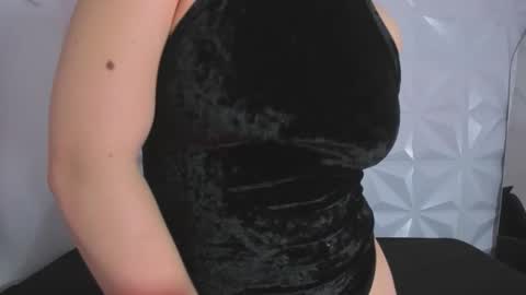 Snapshot of martina_lopezz1 chatting on February 24, 2026, 11:30 am Martina online show from February 24, 2026, 11:30 am