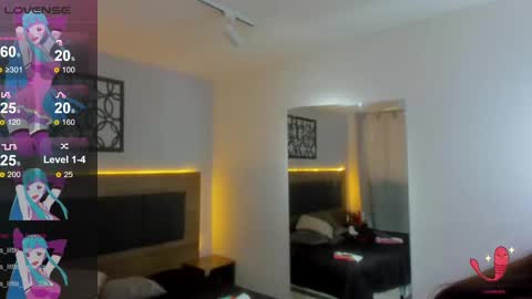  M A R T I N A  online show from February 12, 2025, 6:30 pm