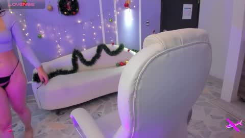 Snapshot of martina_saenz1 chatting on December 30, 2024, 7:21 pm Martina online show from December 30, 2024, 7:21 pm