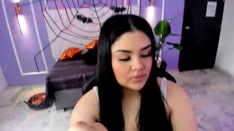 Snapshot of martina_saenz1 chatting on October 16, 2025, 7:59 pm Martina online show from October 16, 2025, 7:59 pm