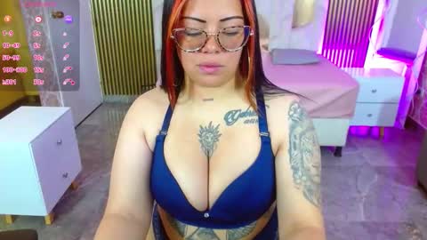 Hey im martina online show from November 13, 2025, 3:49 am