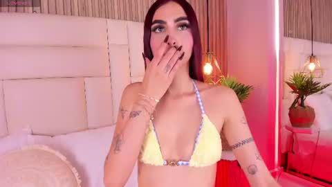 Snapshot of martinagracex chatting on August 5, 2026, 5:27 pm Martina Gracex online show from August 5, 2026, 5:27 pm