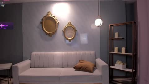 Snapshot of martinnabonnet chatting on December 28, 2024, 4:30 pm Martinna Bonnet online show from December 28, 2024, 4:30 pm