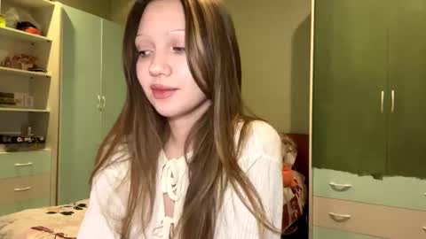 Snapshot of martinwion chatting on September 27, 2025, 8:25 pm Emily online show from September 27, 2025, 8:25 pm