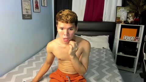 marvin_nextdoor69 online show from February 17, 2025, 11:55 am