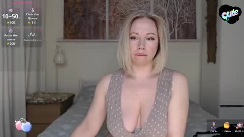 Snapshot of mary__linn chatting on February 10, 2025, 2:48 pm Mary linn online show from February 10, 2025, 2:48 pm