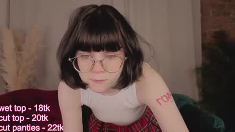 Snapshot of mary_backerr chatting on June 13, 2026, 1:31 pm Mary online show from June 13, 2026, 1:31 pm