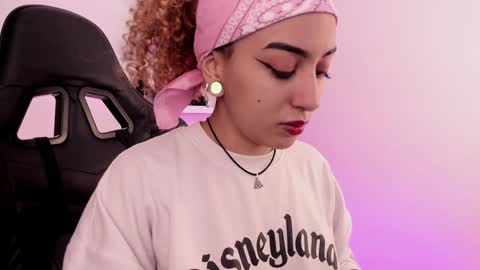 Mary Jane  online show from January 18, 2025, 2:55 pm