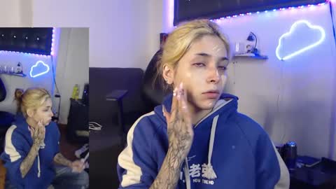 Snapshot of mary_janness chatting on March 4, 2025, 3:44 am 100 online show from March 4, 2025, 3:44 am