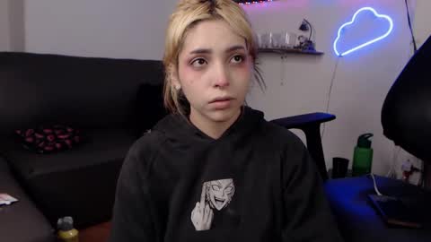 Snapshot of mary_janness chatting on March 6, 2025, 5:03 am 100 online show from March 6, 2025, 5:03 am