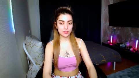 Snapshot of maryam_xs chatting on March 8, 2026, 2:59 am maryam online show from March 8, 2026, 2:59 am