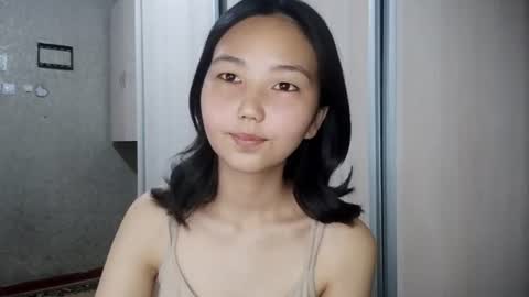 Lily online show from June 21, 2026, 11:13 am