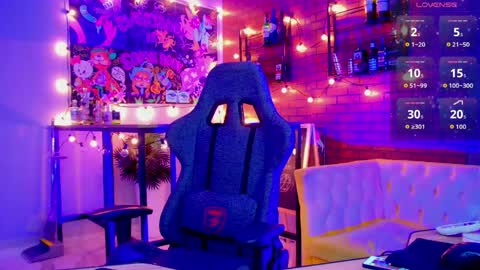 Mary online show from May 17, 2026, 2:20 am