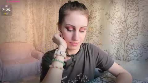 Snapshot of marylou_ chatting on June 18, 2026, 9:14 am Mary Lou online show from June 18, 2026, 9:14 am