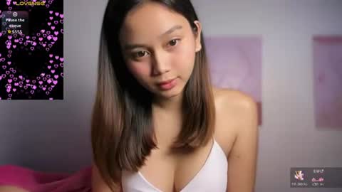 Snapshot of marylovely_19 chatting on July 5, 2026, 7:15 am marylovely_19 online show from July 5, 2026, 7:15 am