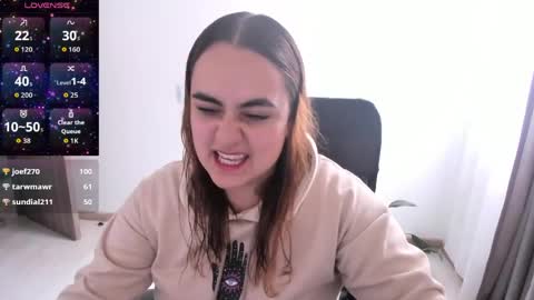 Dulce Maria online show from May 20, 2026, 5:52 pm