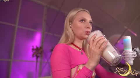 Snapshot of marylunamay chatting on September 21, 2025, 4:25 am Mary online show from September 21, 2025, 4:25 am