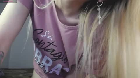 Snapshot of marylyrose chatting on September 19, 2025, 11:49 pm maryly rose online show from September 19, 2025, 11:49 pm