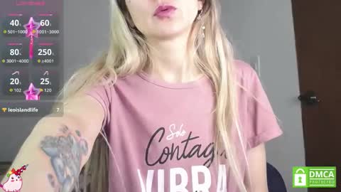 Snapshot of marylyrose chatting on October 29, 2025, 4:53 pm maryly rose online show from October 29, 2025, 4:53 pm