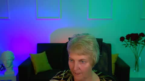 Snapshot of marymogan chatting on October 6, 2025, 8:12 am marymogan online show from October 6, 2025, 8:12 am