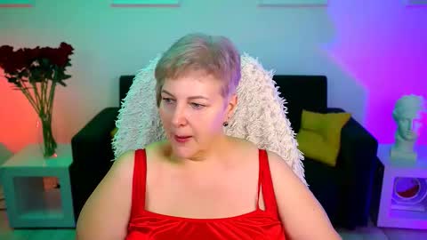 Snapshot of marymogan chatting on November 18, 2025, 4:50 am marymogan online show from November 18, 2025, 4:50 am