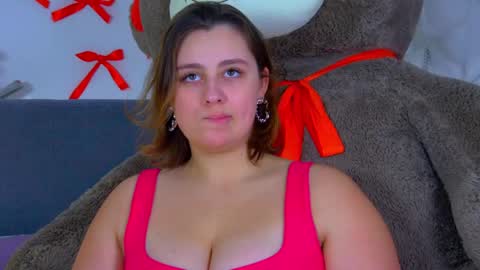 Snapshot of marymurrays chatting on September 10, 2025, 6:35 am MaryMurrays online show from September 10, 2025, 6:35 am