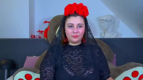 Snapshot of marymurrays chatting on October 26, 2025, 6:36 pm MaryMurrays online show from October 26, 2025, 6:36 pm