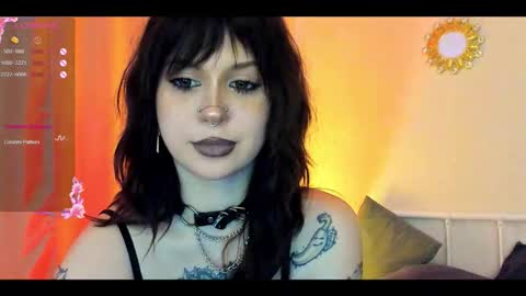 Mary x online show from October 18, 2025, 8:37 am