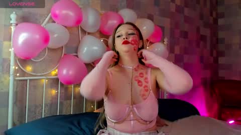 Snapshot of maryshiotta chatting on February 14, 2025, 3:26 pm Mary online show from February 14, 2025, 3:26 pm